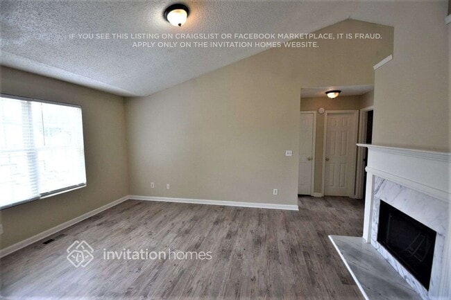 Foto del edificio - 176 Ashland Creek Ct