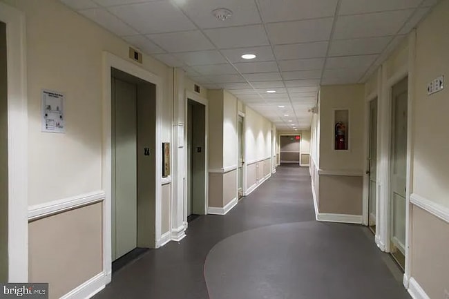 Building Photo - 1324 Locust St