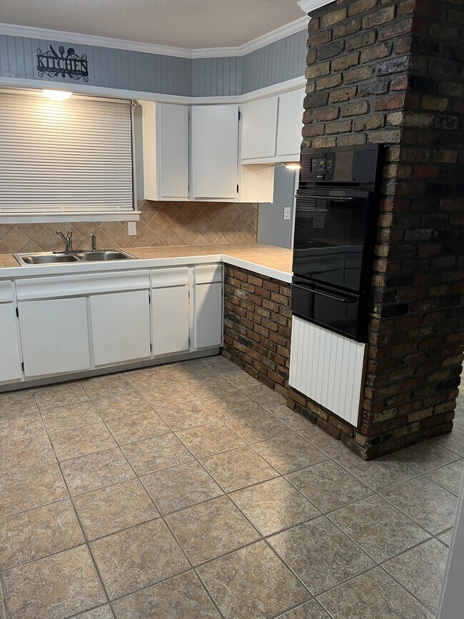 Foto del edificio - 2501 Havard Rd