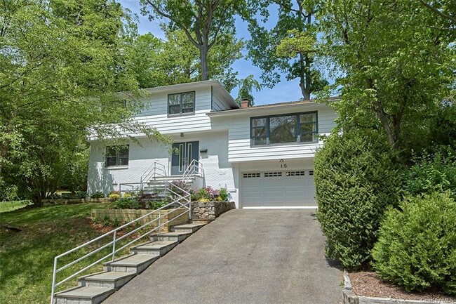 Building Photo - 15 Puritan Dr