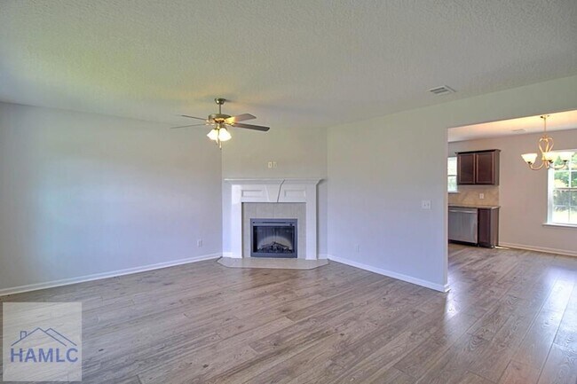 Foto del edificio - 102 Brandonwood Rd NE