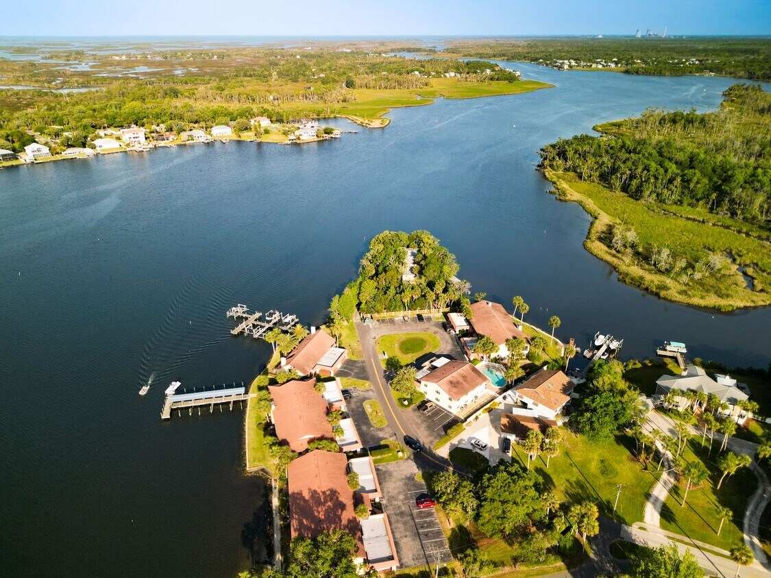 Primary Photo - Casa Rio Condominium