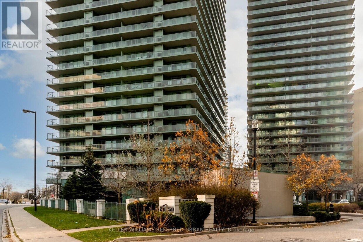 Primary Photo - 5500-5500 Yonge St