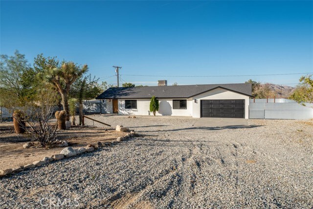 Foto del edificio - 60468 Latham Trail