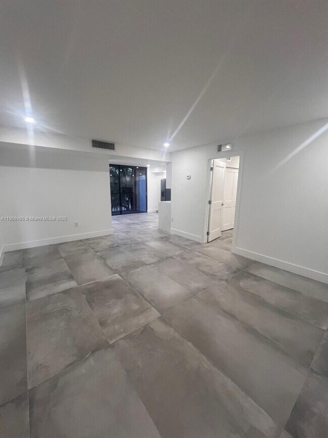 Foto del edificio - 8600 SW 133rd Avenue Rd