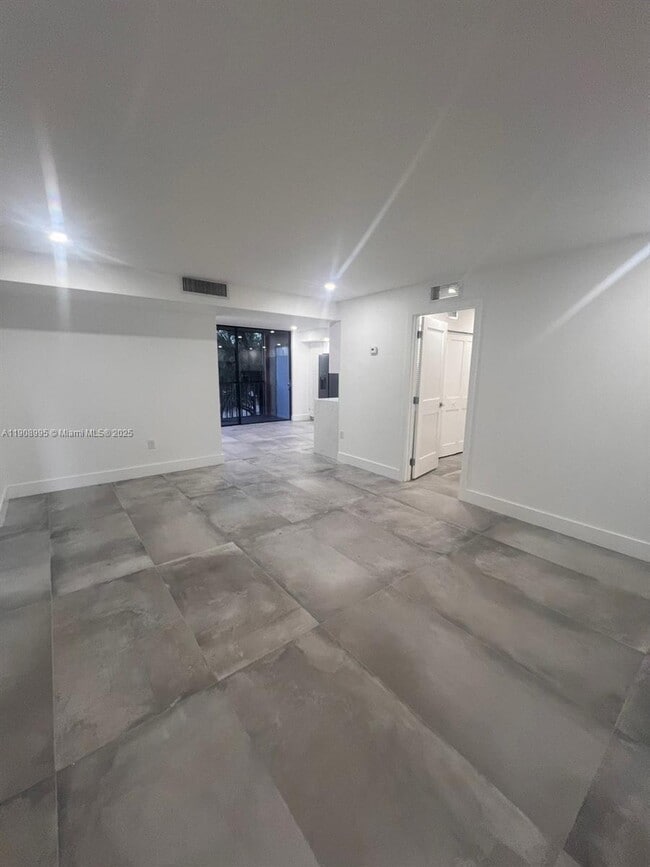 Building Photo - 8600 SW 133rd Avenue Rd