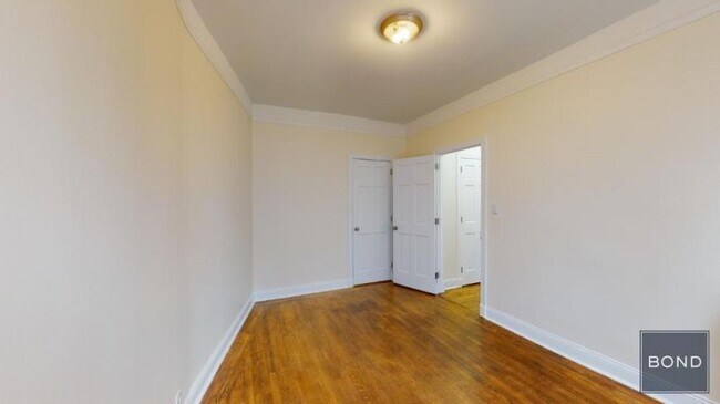 Building Photo - 2 bedroom in NEW YORK NY 10014