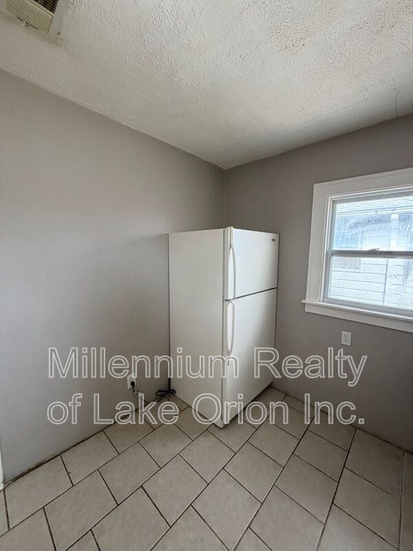 Foto del edificio - 140 Summit St