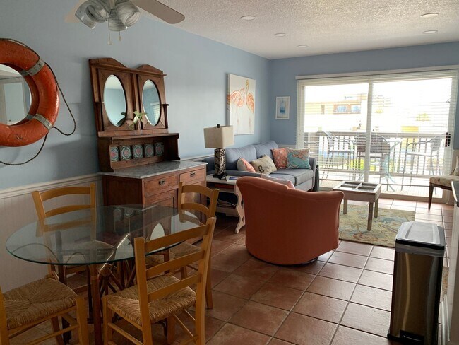 Foto del edificio - Oceanfront Long-Term Rental at Sand Dollar...