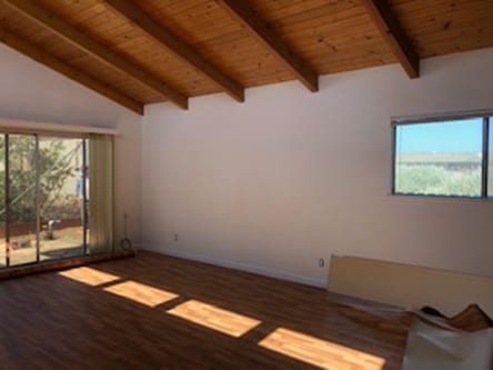 Living room - 225 Butte Dr