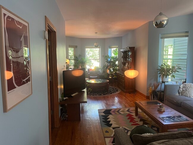 Building Photo - 3043 West Belden Avenue