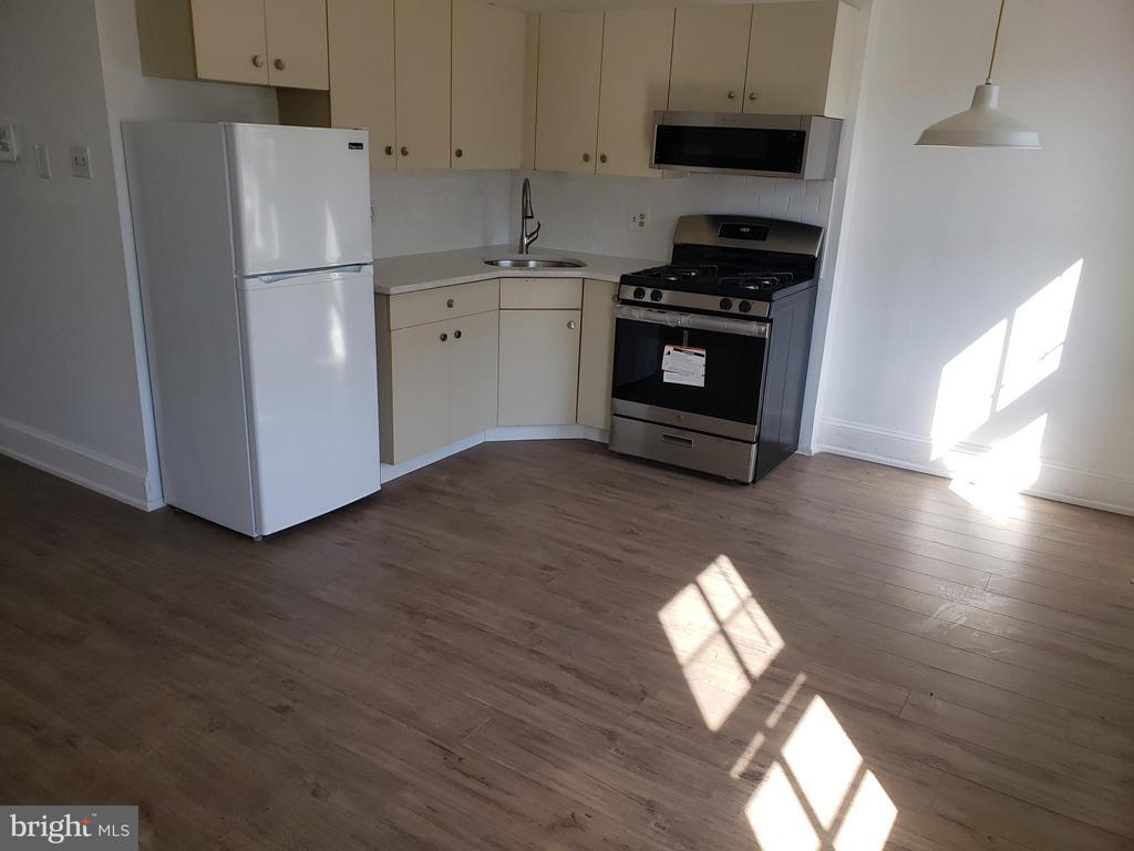 Primary Photo - 624 N 16th St
