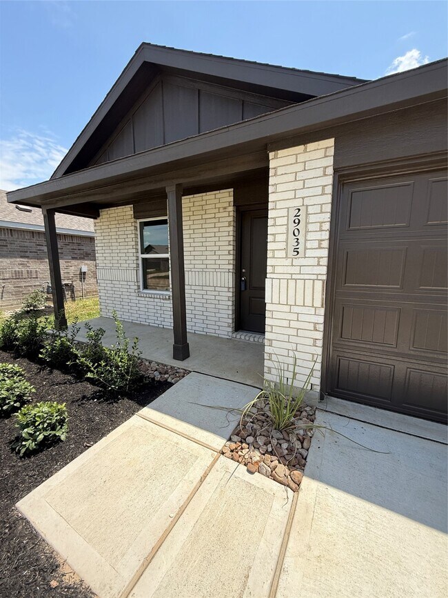 Building Photo - 29035 Great Flatland Trl