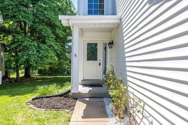 Building Photo - 16024 Sandalwood Creek Dr