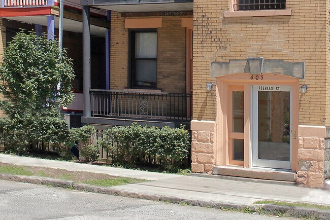 Building Photo - 405 Peebles St