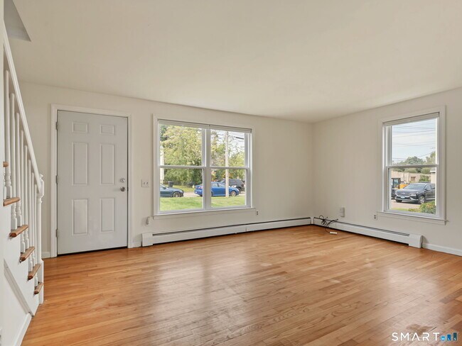 Foto del edificio - 108 Kenwood Ave