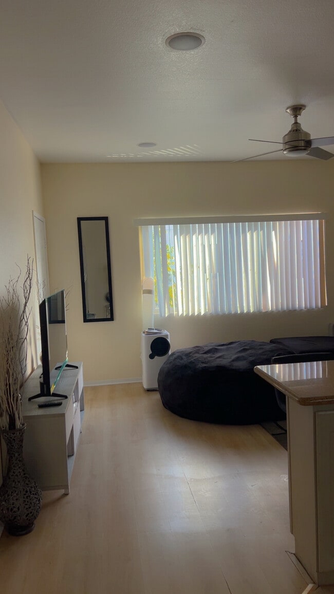 Foto del edificio - 4218 Dalton Ave