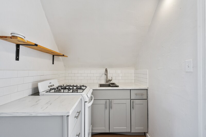 Foto principal - 723 Taylor Ave