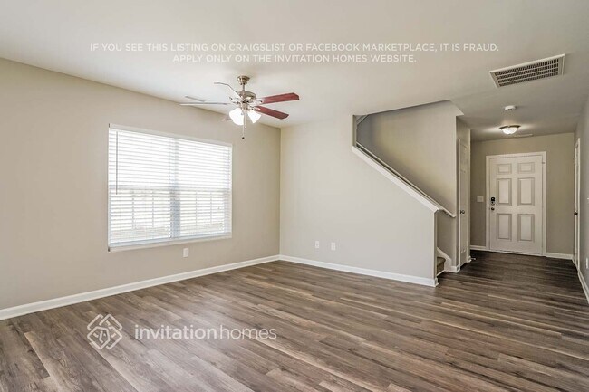 Foto del edificio - 325 Palmdale Ct