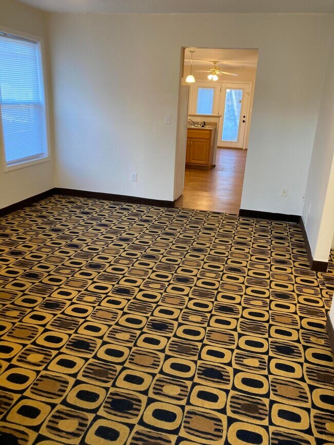 422 Lasalle Pl, Columbia, MO 65203 House Rental in Columbia, MO