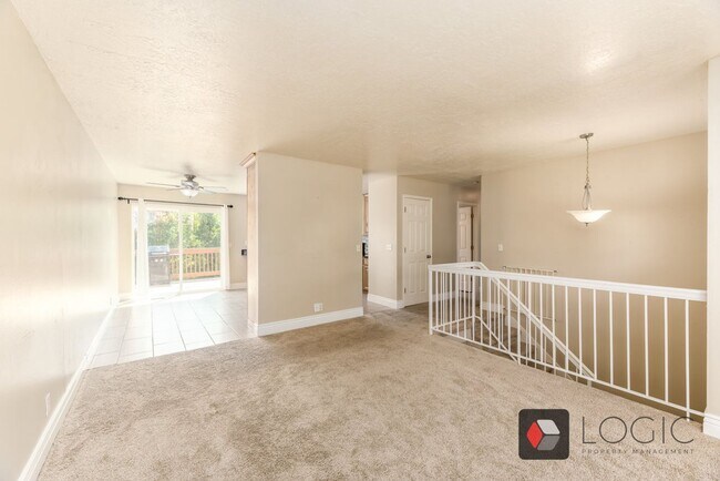 Foto del edificio - 835 W 2400 N St