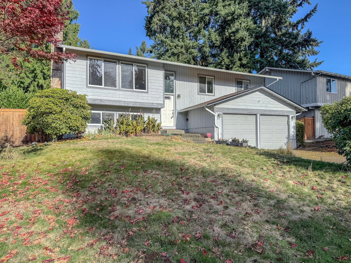 Primary Photo - 9300 NE 132nd Pl