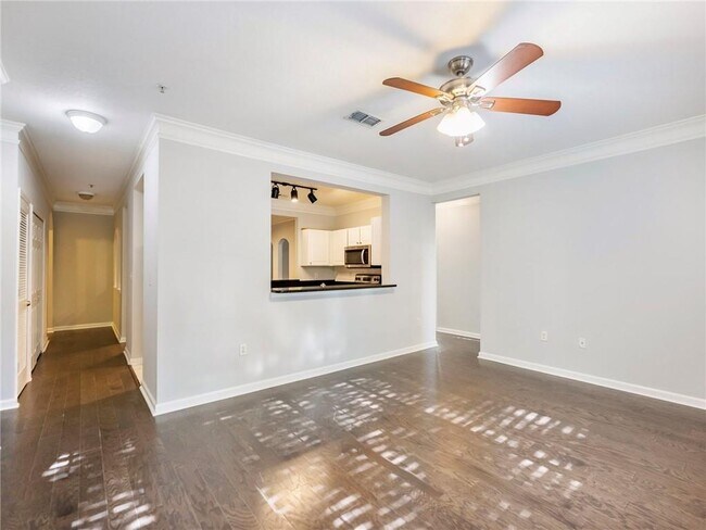 Foto del edificio - 5207 Westchester Ridge NE