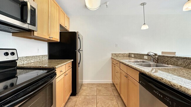 Foto del edificio - Sweet 1/1 condo with tons of amenities and a great location in Emeryville!