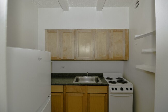 Foto del edificio - 541 W Arlington Pl