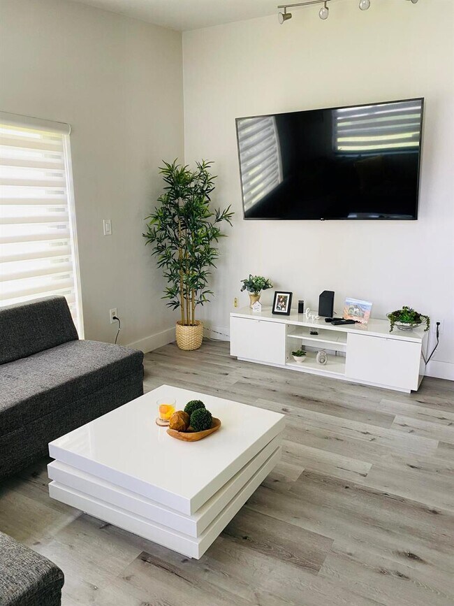 Foto del edificio - 13838 SW 15th St