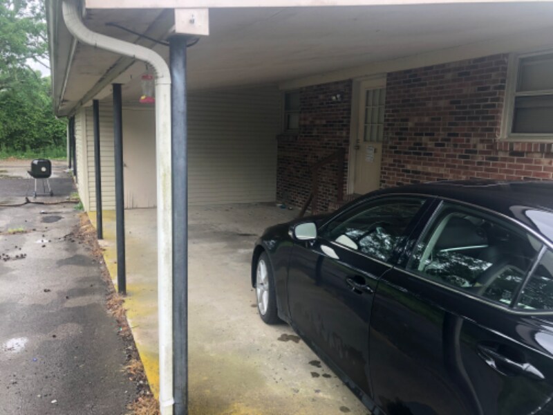 208 Parker Rd Unit 208, Manchester, TN 37355 Room for Rent in