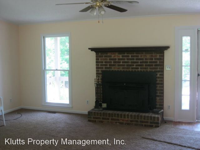 Building Photo - 3 br, 2 bath House - 8030 Tiburon Circle
