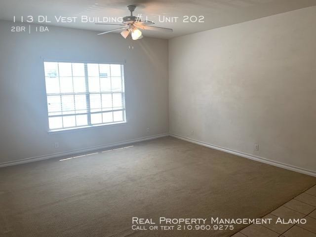 Building Photo - 2 bedroom in LaVernia TX 78121