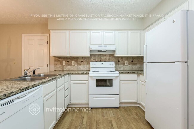 Foto del edificio - 1166 Kings Arm Ct