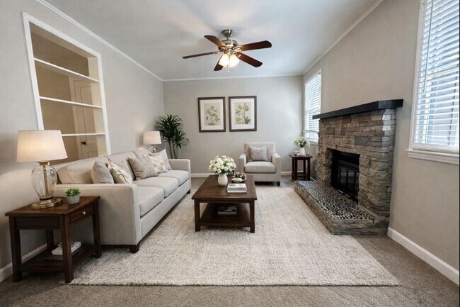 Foto del edificio - 516 Lorna St