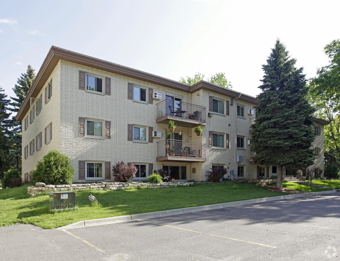 240 Wentworth Ave W, West Saint Paul, MN 55118 Apartments in West Saint Paul, MN