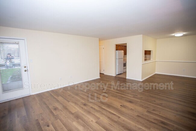 Building Photo - 4301A Aberdeen Dr