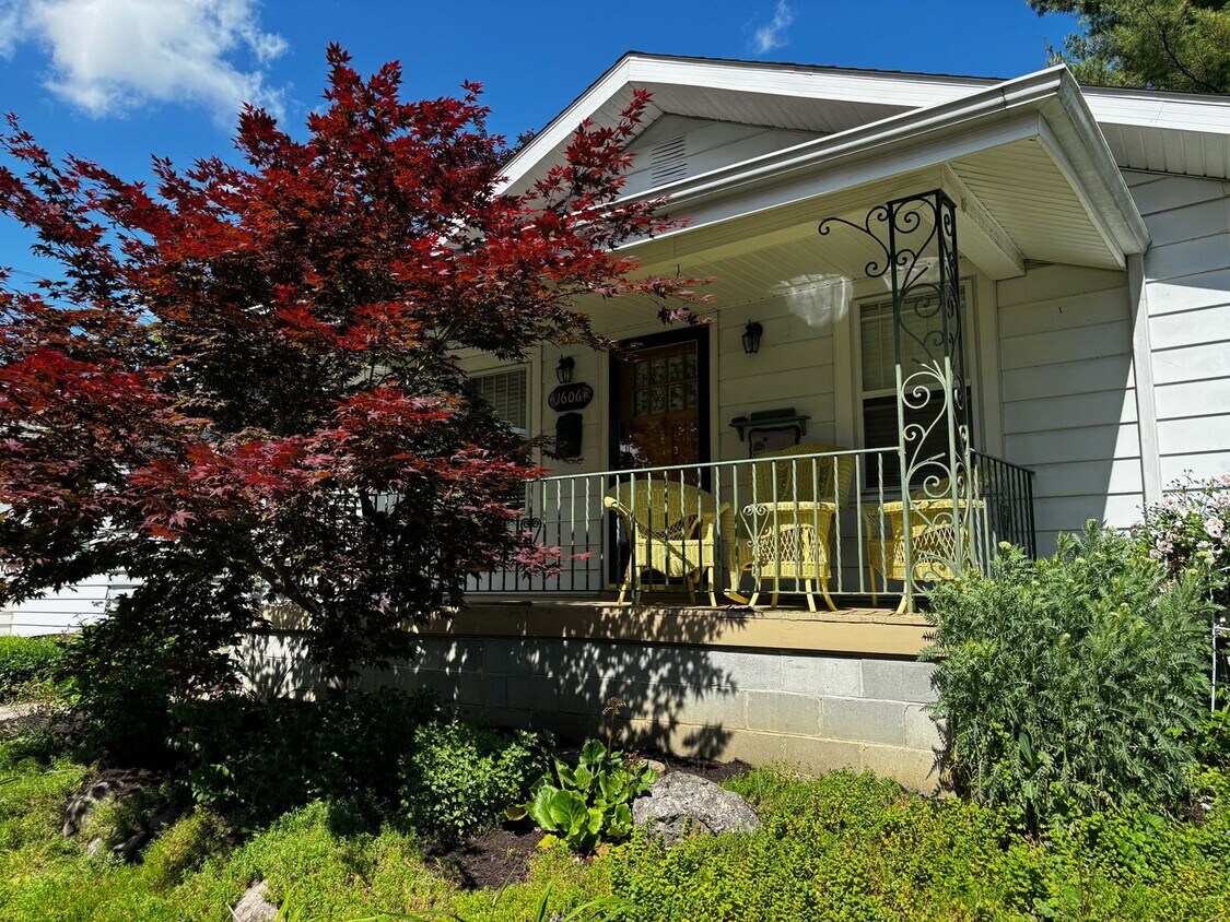 Primary Photo - Small Home with Historic Character and Bea...