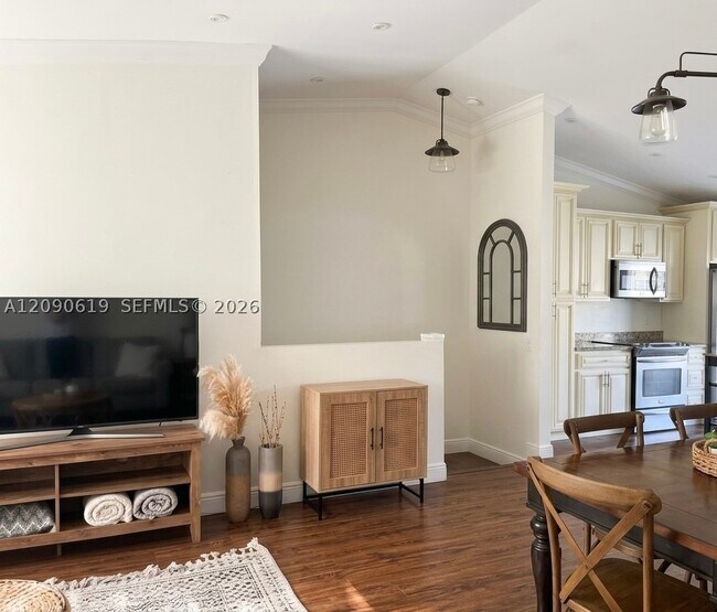 Foto del edificio - 7100 NW 173rd Dr