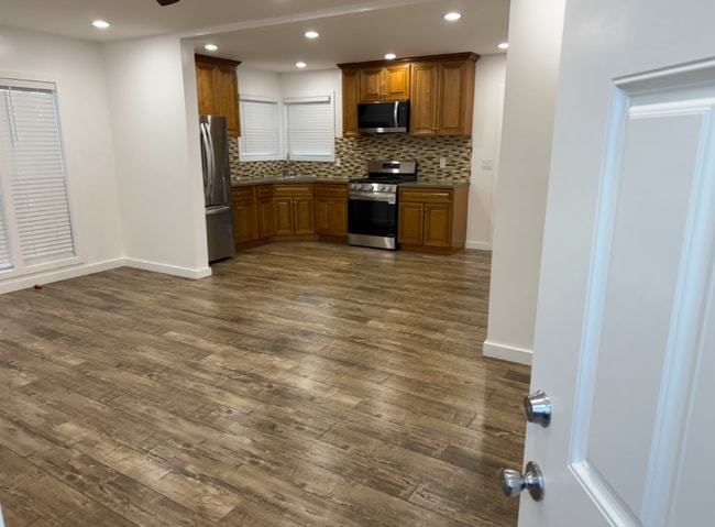 Photo - 317 W 76th St Apartment