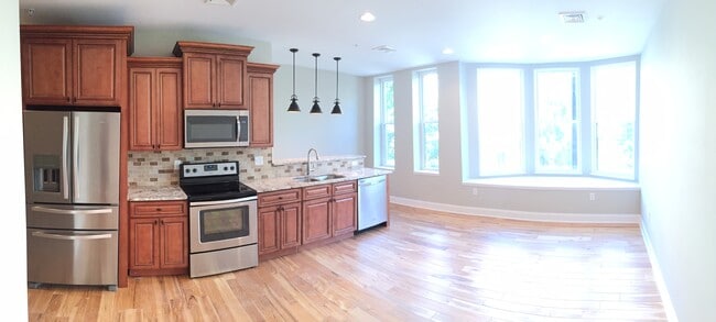 Building Photo - 41 E Northampton St