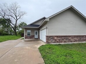 Building Photo - 2612 Texas St