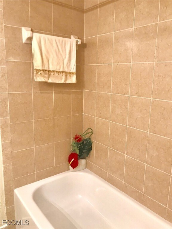 Foto del edificio - 8342 Bernwood Cove Loop