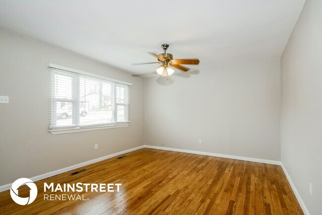 Building Photo - 5119 Ville Donna Ln