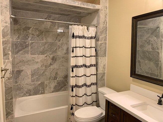 Building Photo - Rentals Biz LLC