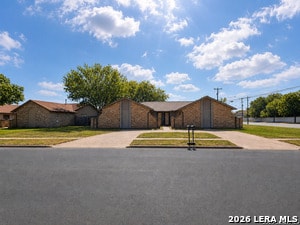 Building Photo - 4704 Oakfield Way