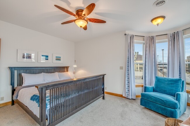 Building Photo - 1400 College Ave