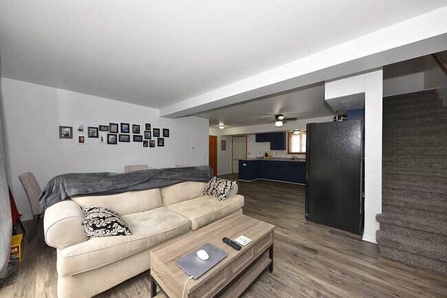 Sala de estar - 217 NW Barstow St