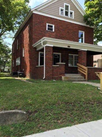 Foto del edificio - 1108 N 10th St