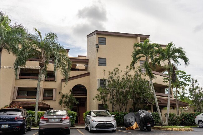 Building Photo - 9140 SW 123rd Ct